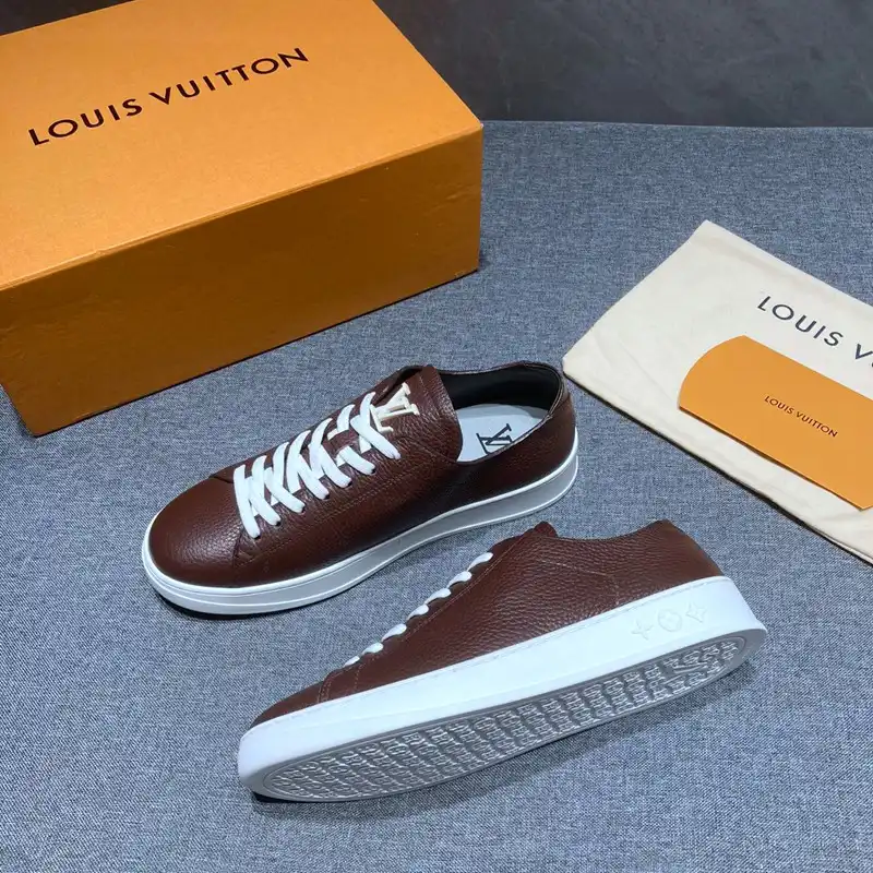 LV Shoes 2211PZ0071