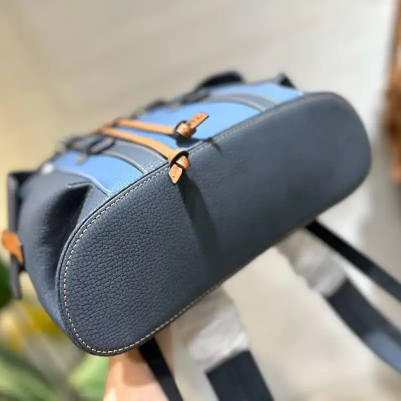 LV Bag 2211YA0001