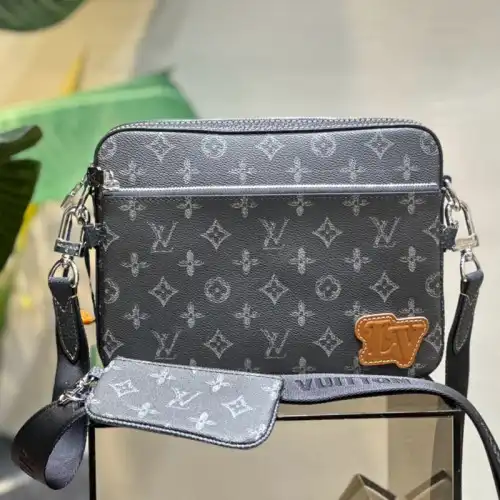 FASH LOUIS VUITTON Bag 2211YA0004