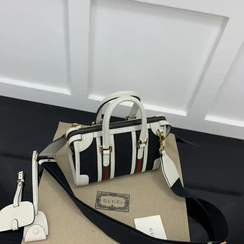 Cheap Gucci Bag 2211YA0020