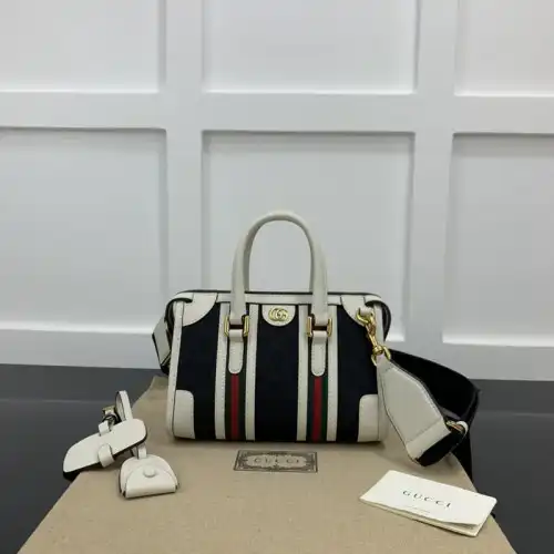 Gucci Bag 2211YA0020