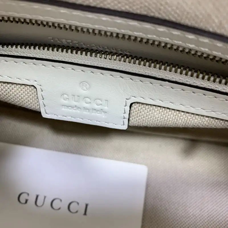 Cheap Gucci Bag 2211YA0022