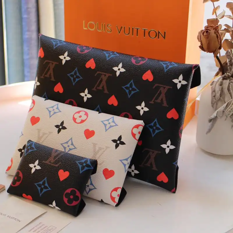 LV Bag 2212DJ0001