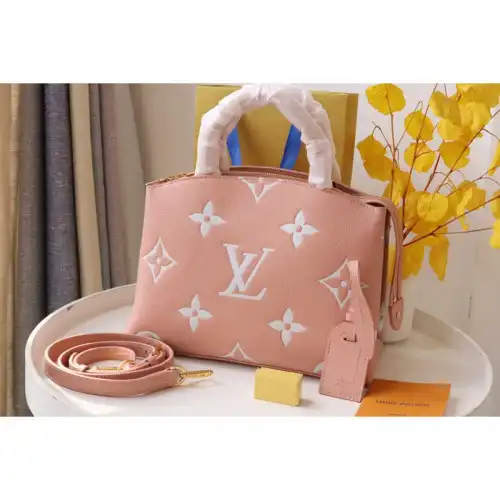 LV Bag 2212DJ0008