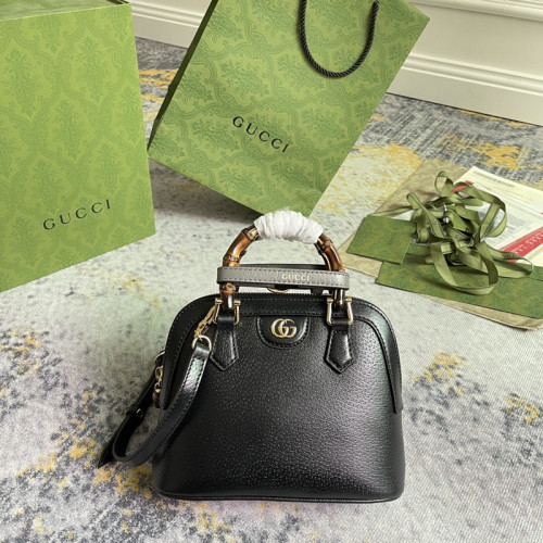 FASH Gucci Bag 2212DJ0015