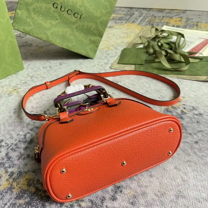 Gucci Bag 2212DJ0017