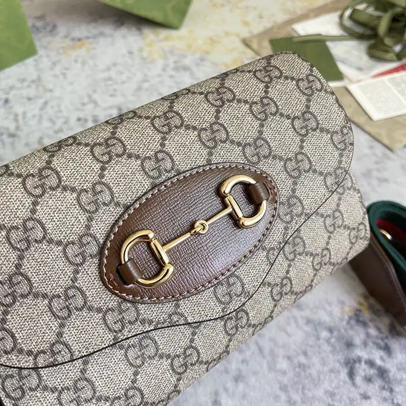 Gucci Bag 2212DJ0019