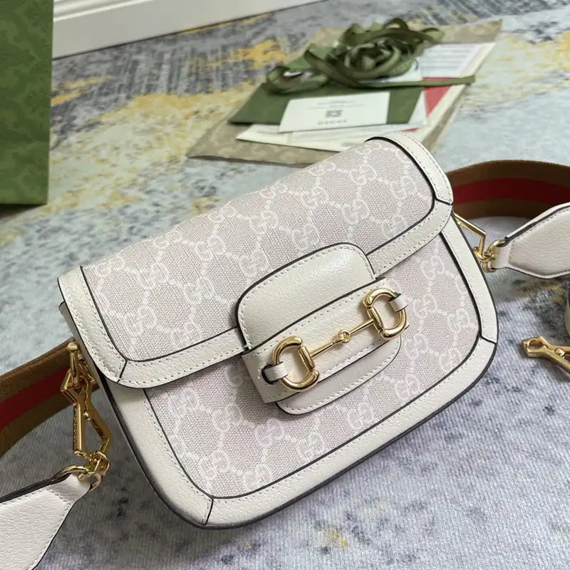 Gucci Bag 2212DJ0022