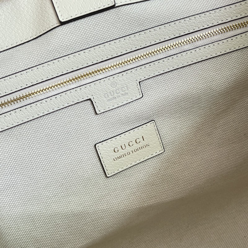 FASH Gucci Bag 2212DJ0027