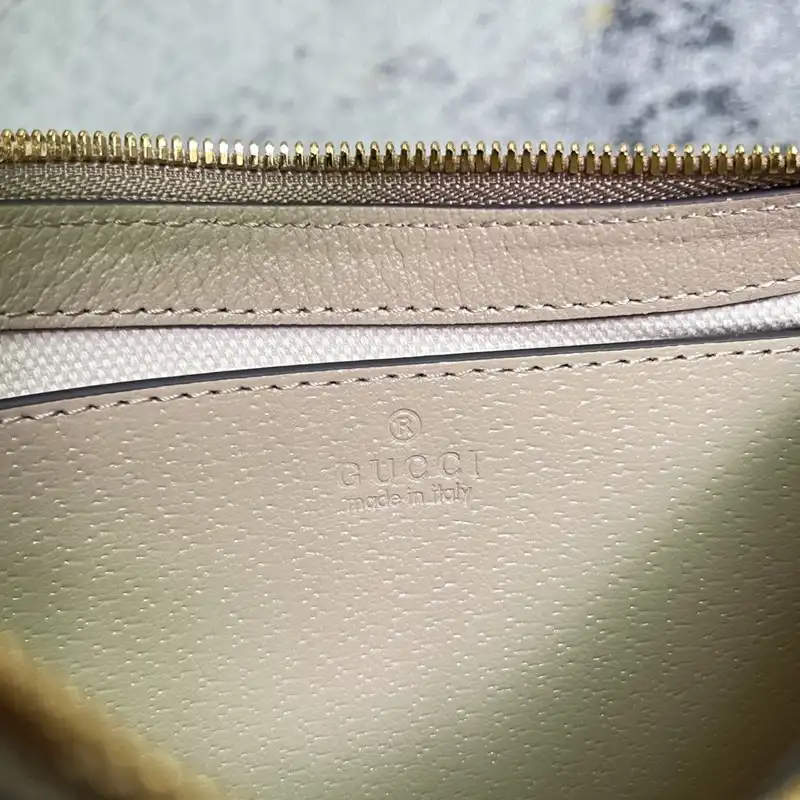 Gucci Bag 2212DJ0028