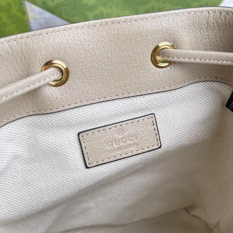 Gucci Bag 2212DJ0030