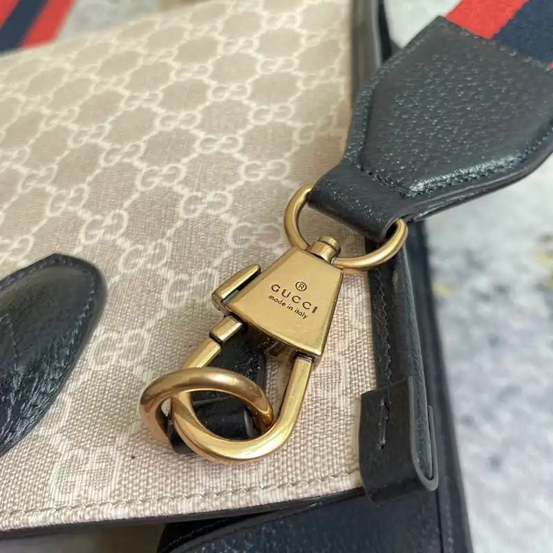 Gucci Bag 2212DJ0036