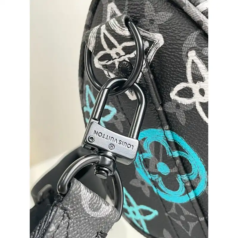 LV Bag 2212DJ0038