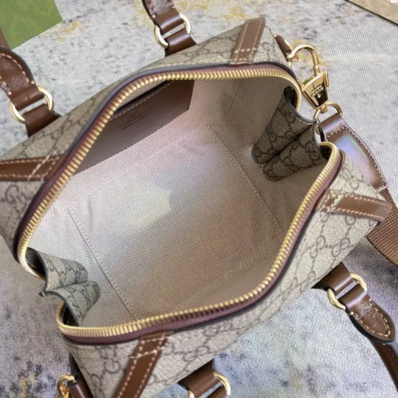 Gucci Bag 2212DJ0042