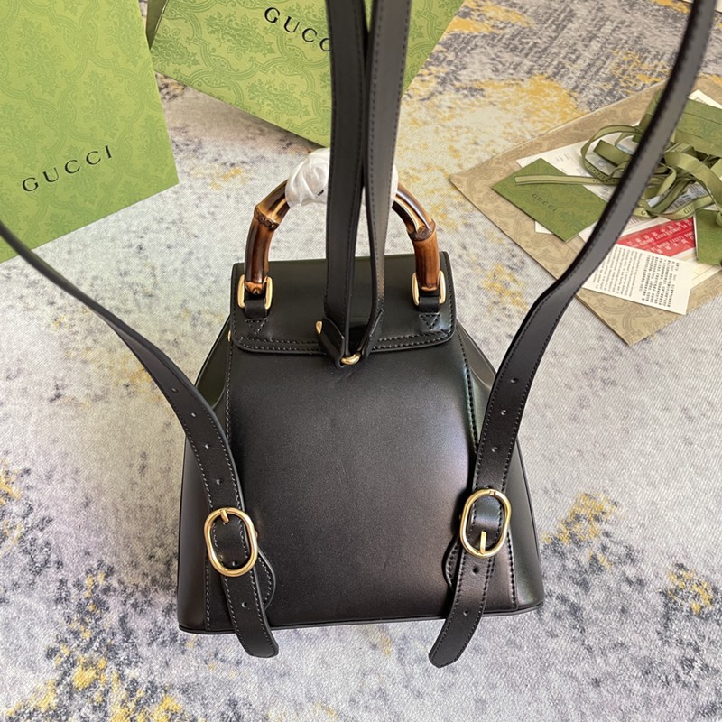 FASH Gucci Bag 2212DJ0047