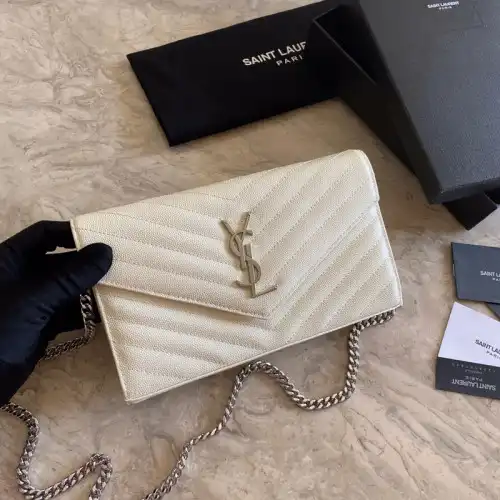 YSL Bag 2212HS0028