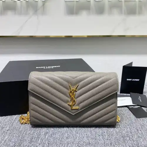 YSL Bag 2212HS0037