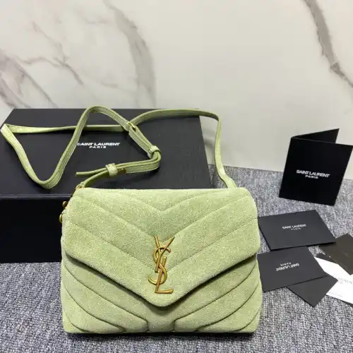 YSL Bag 2212HS0107