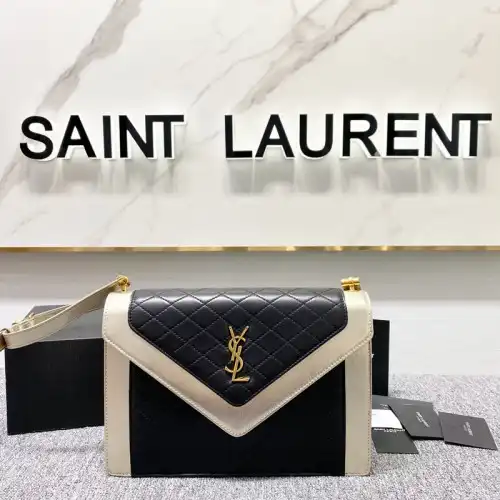 YSL Bag 2212HS0128