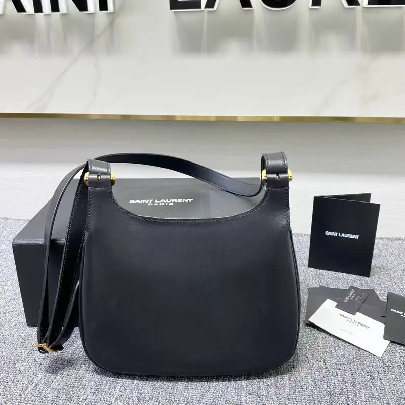 YSL Bag 2212HS0135