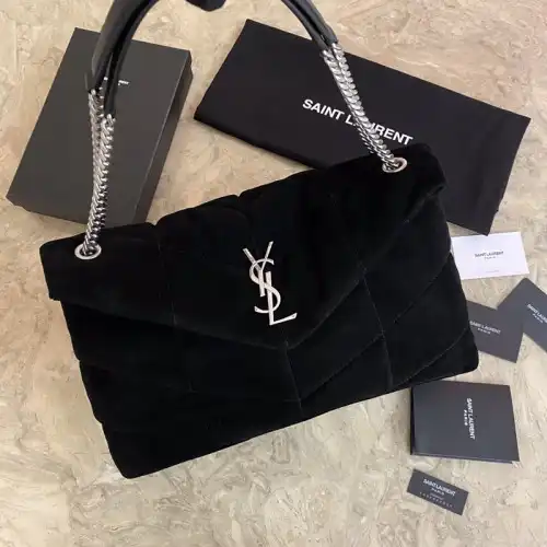 YSL Bag 2212HS0137