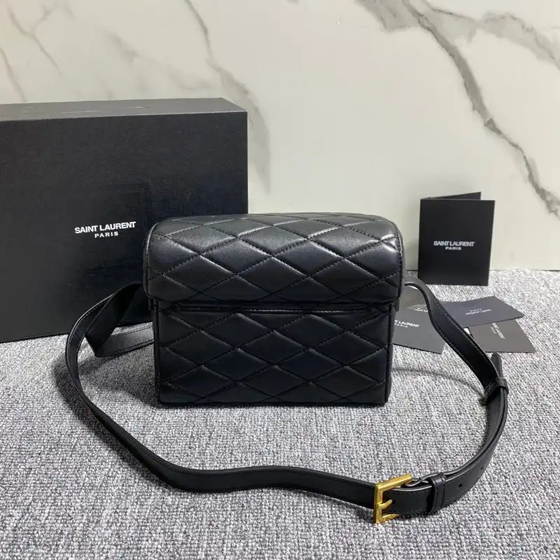 YSL Bag 2212HS0138