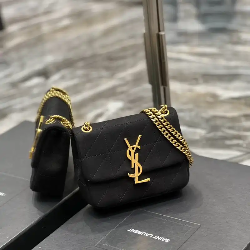 YSL Bag 2212HS0142