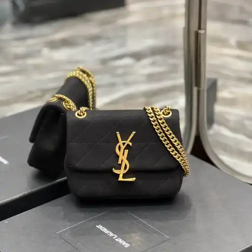 YSL Bag 2212HS0142