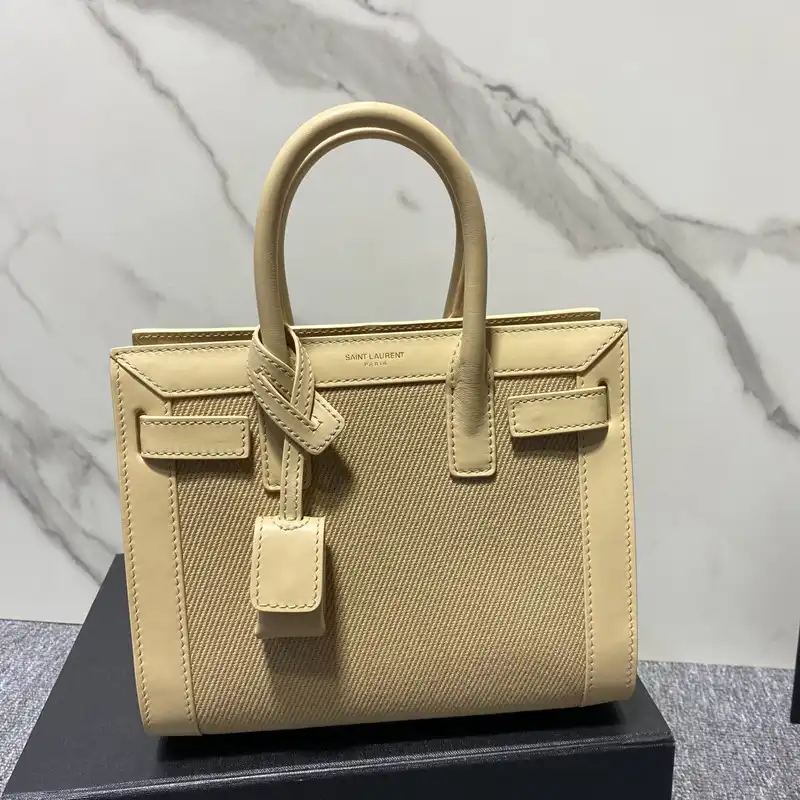 YSL Bag 2212HS0152