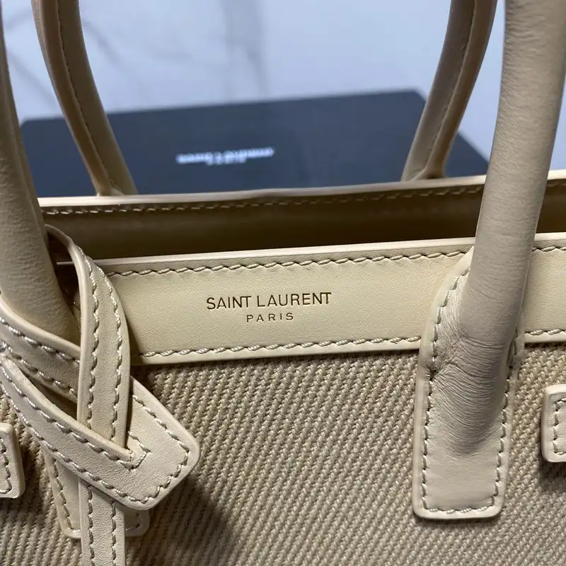 YSL Bag 2212HS0152