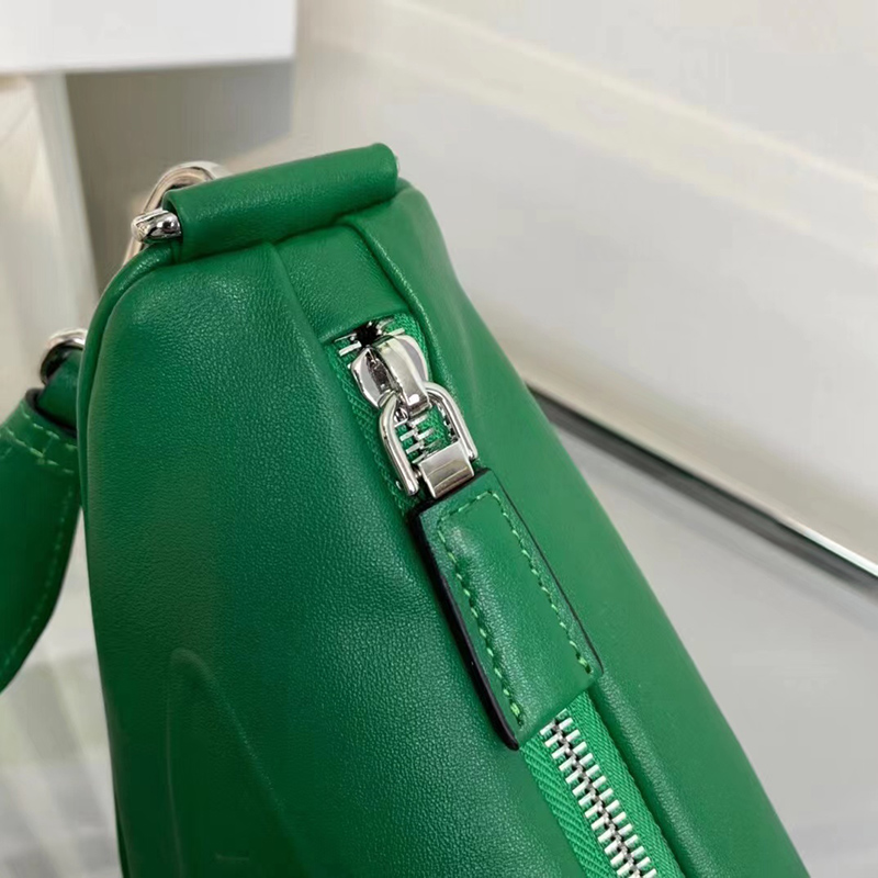 FASH Prada Bag 2212HT0001