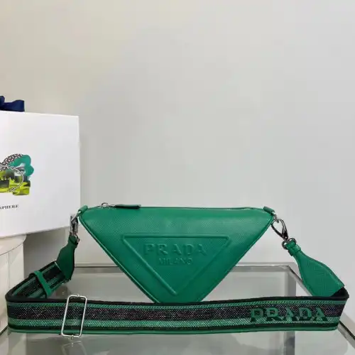 Prada Bag 2212HT0002