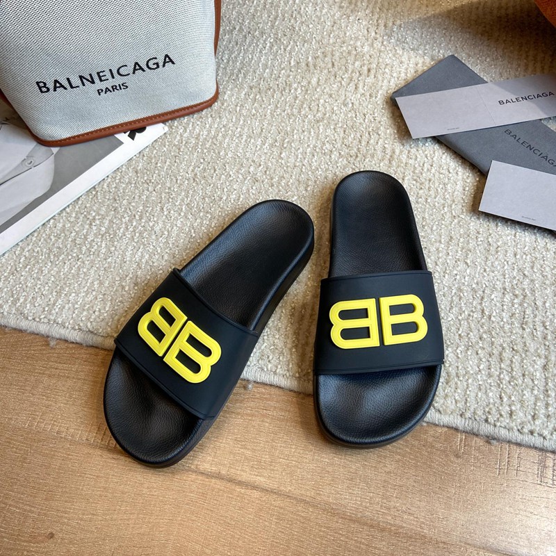 FASH Balenciaga Shoes 2212PZ0023