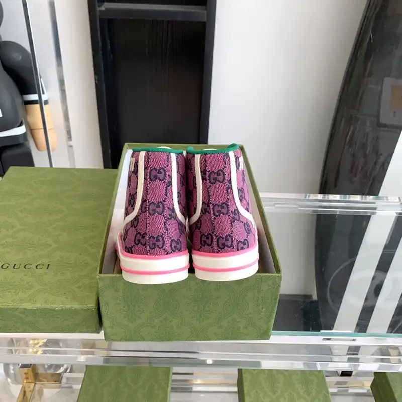 Fashionrep Gucci Shoes 2212PZ0068