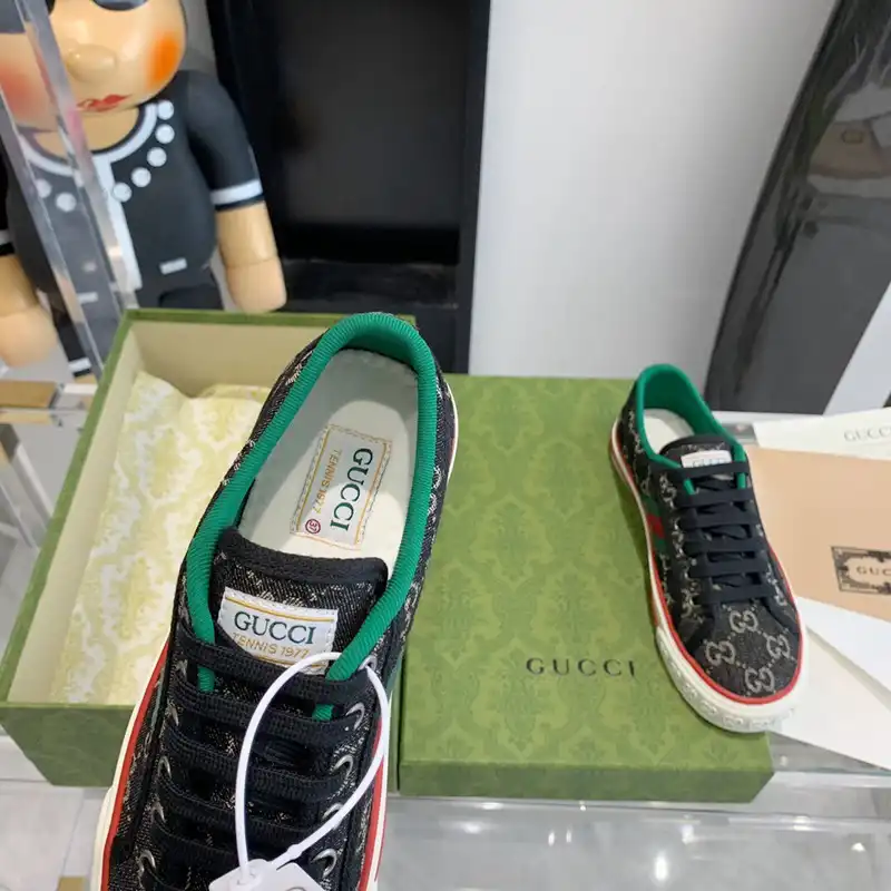 Fashionrep Gucci Shoes 2212PZ0070