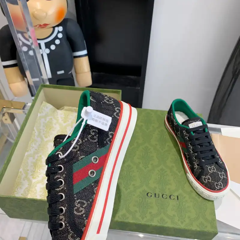 Fashionrep Gucci Shoes 2212PZ0070