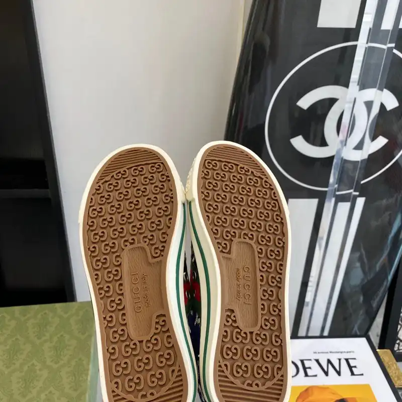 Cheap Gucci Shoes 2212PZ0073