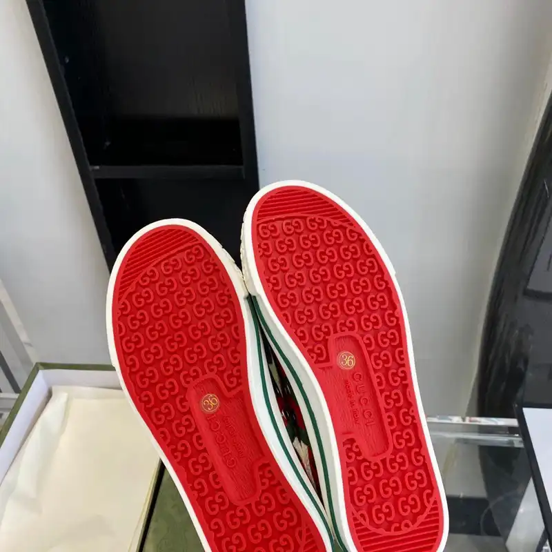 Cheap Gucci Shoes 2212PZ0080