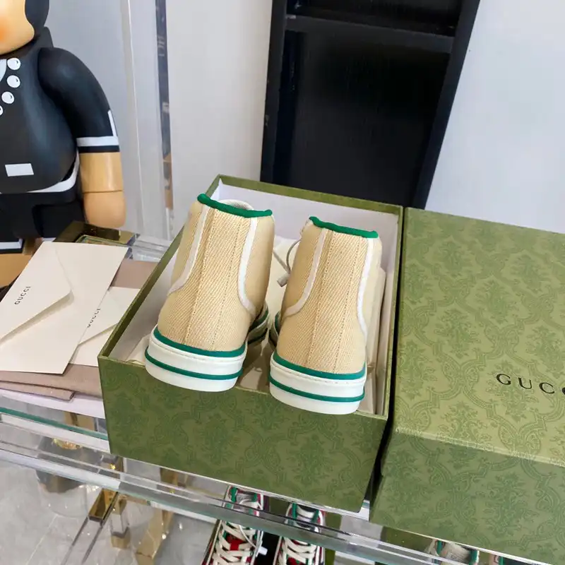 Fashionrep Gucci Shoes 2212PZ0082