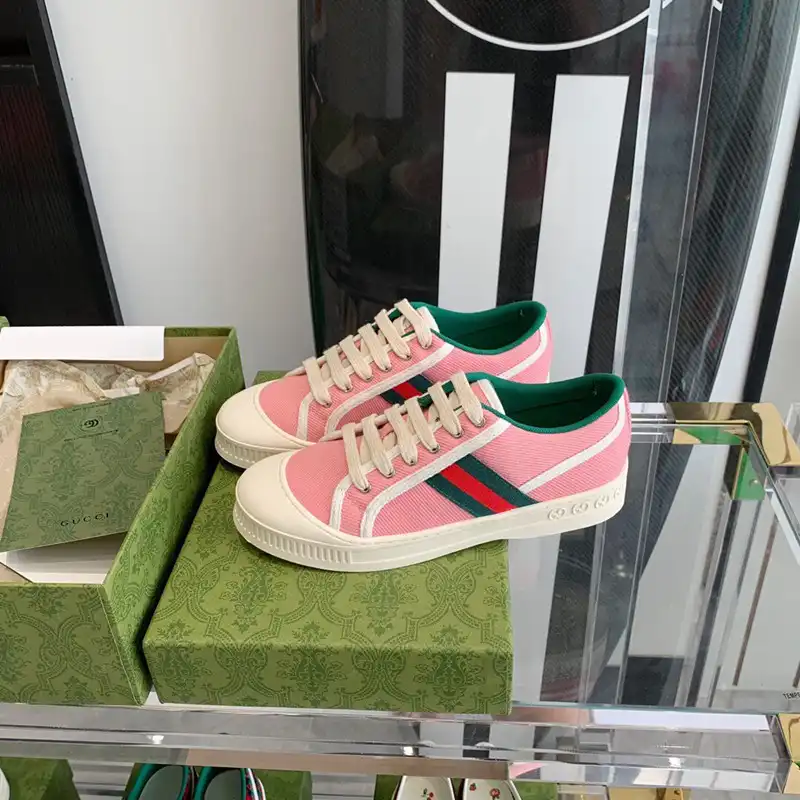 Gucci Shoes 2212PZ0098