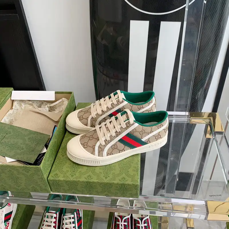 Gucci Shoes 2212PZ0099