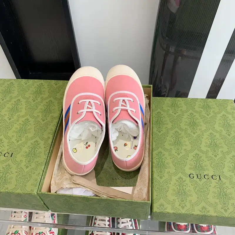 Cheap Gucci Shoes 2212PZ0107