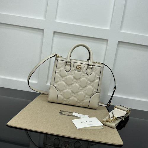 FASH Gucci Bag 2212YA0001