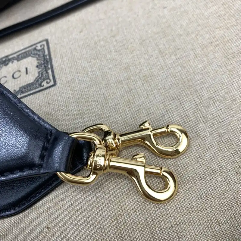 Cheap Gucci Bag 2212YA0002