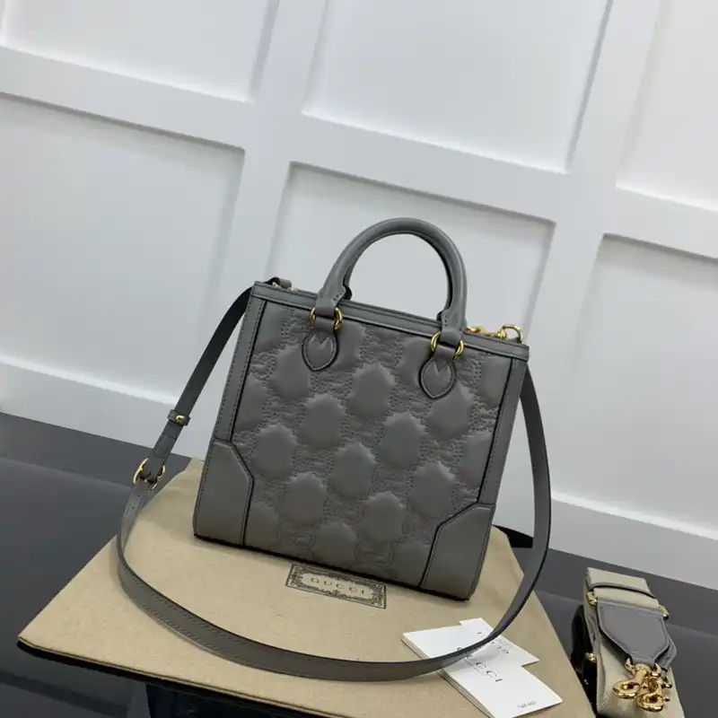 Fashionrep Gucci Bag 2212YA0003