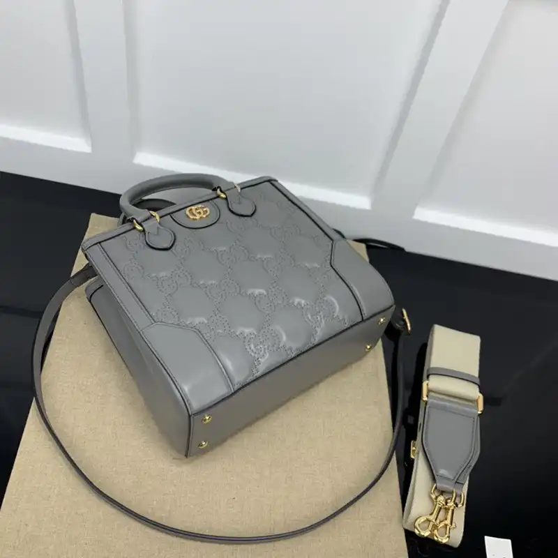 Cheap Gucci Bag 2212YA0003