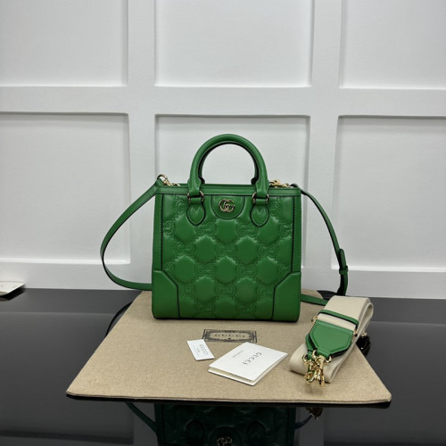 FASH Gucci Bag 2212YA0004