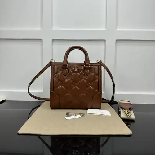 Gucci Bag 2212YA0005