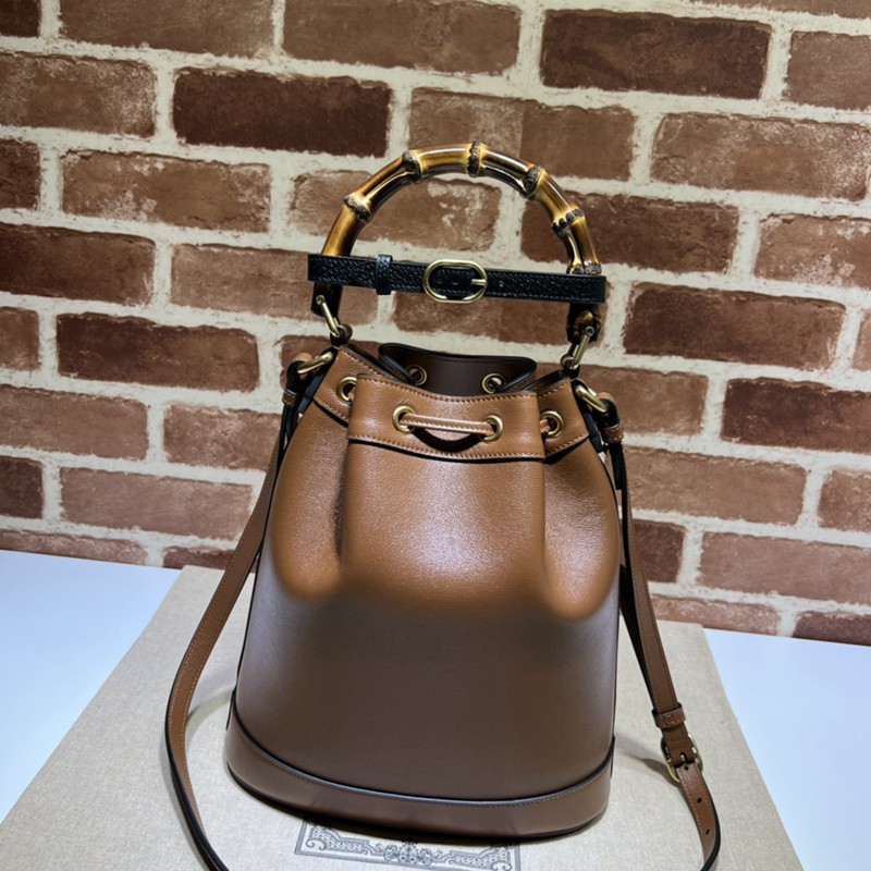 FASH Gucci Bag 2212YA0011