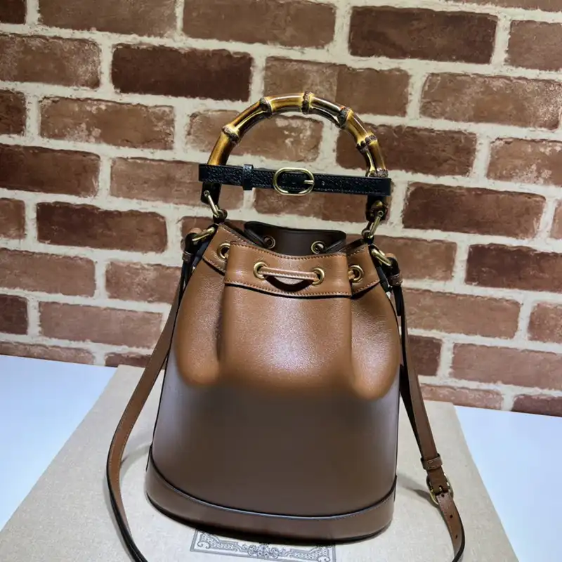 Cheap Gucci Bag 2212YA0011